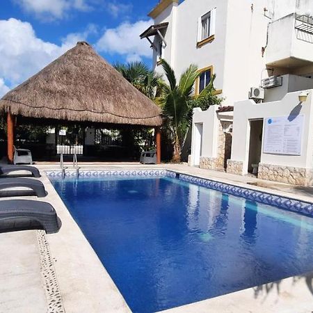 Apartamento En Fraccionamiento Privado 6 Personas Con Piscina Cerca De La Playa 신데 델 카르멘 외부 사진