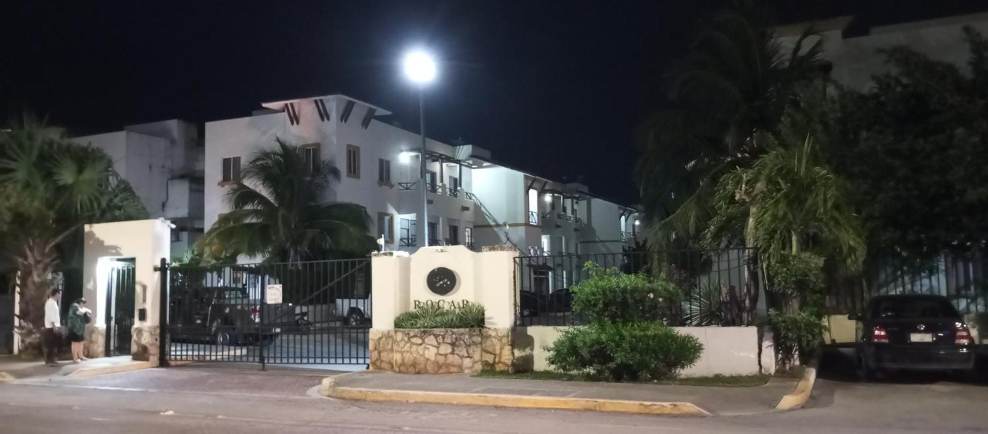 Apartamento En Fraccionamiento Privado 6 Personas Con Piscina Cerca De La Playa 신데 델 카르멘 외부 사진