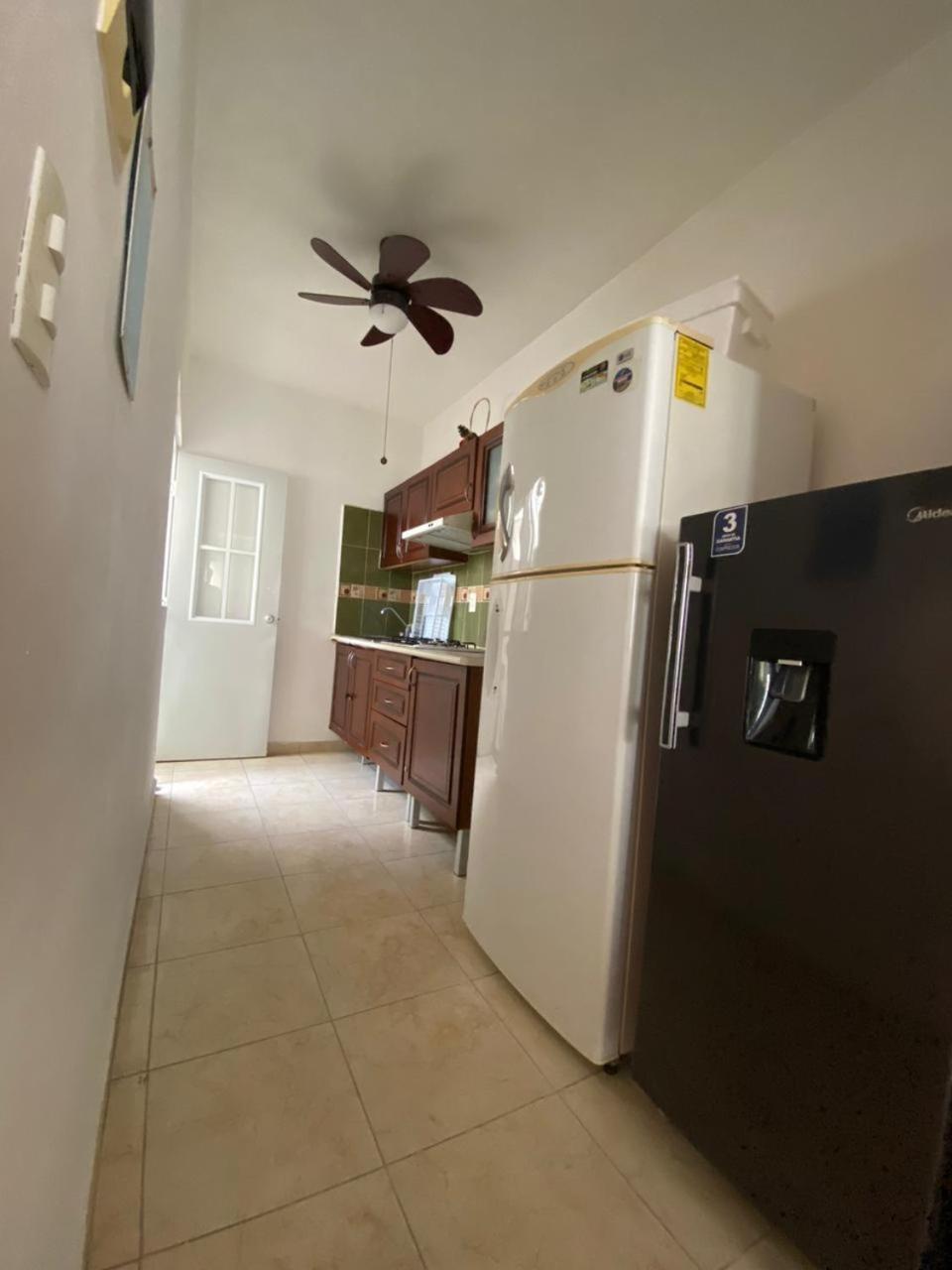 Apartamento En Fraccionamiento Privado 6 Personas Con Piscina Cerca De La Playa 신데 델 카르멘 외부 사진